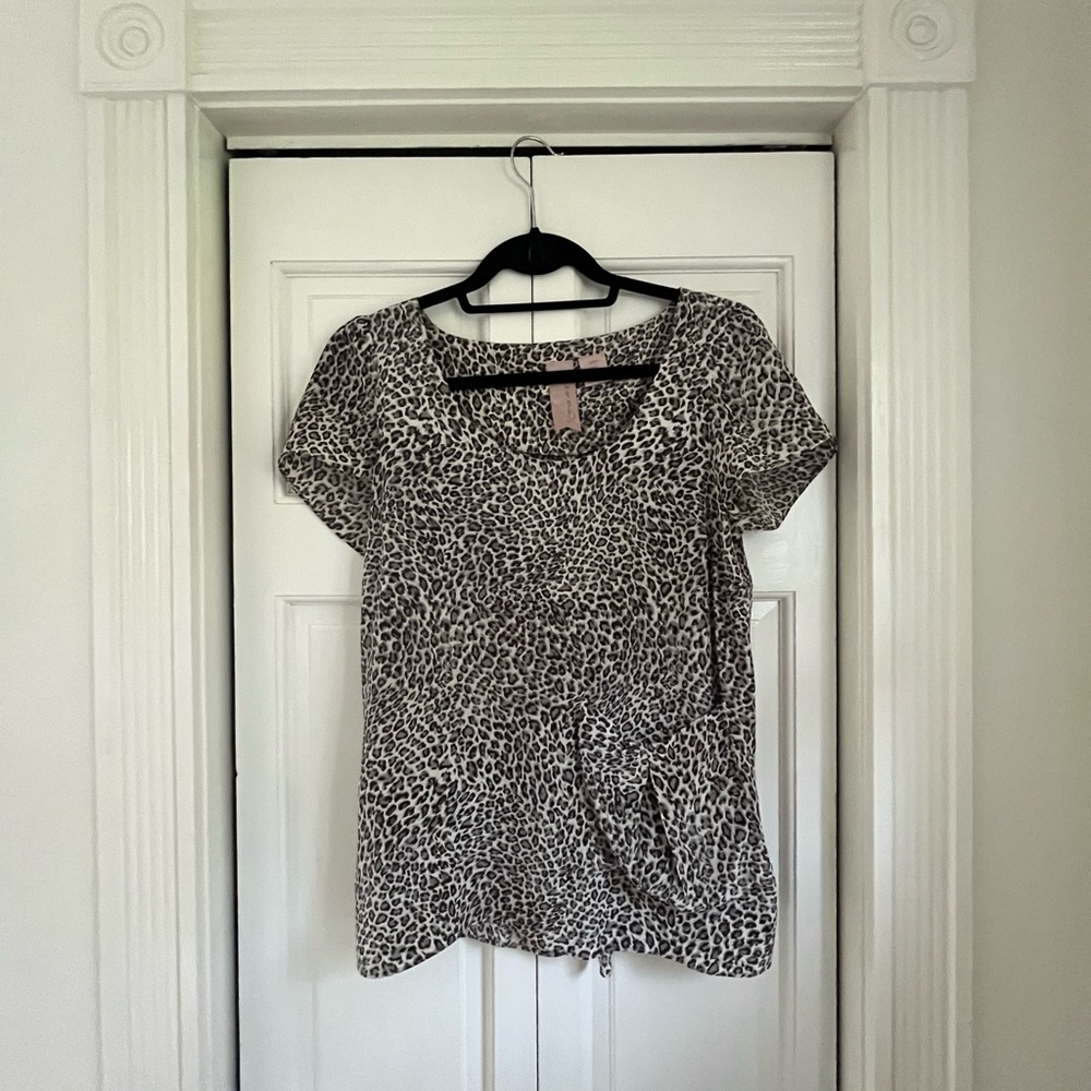 Gemma Vintage Silk Blouse Size Small Gray black animal print short sleeve goth